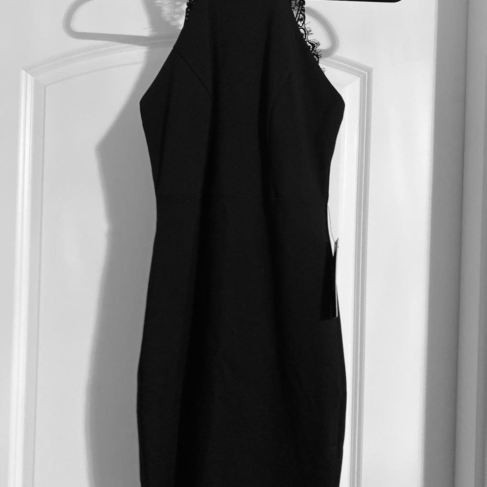 Women’s Manhattan Nights Black Halter Bodycc
Mini Dress NWT
